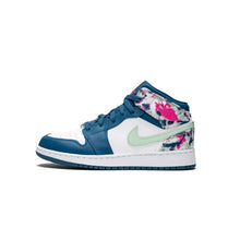 Load image into Gallery viewer, Air Jordan 1 Original Sneakers For Kids