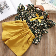 Load image into Gallery viewer, Girl Floral Sleeveless T-shirt+Solid Shorts 2PCS Suit Fashion 3-7T