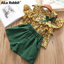 Load image into Gallery viewer, Girl Floral Sleeveless T-shirt+Solid Shorts 2PCS Suit Fashion 3-7T