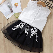 Load image into Gallery viewer, Beautiful Girls Floral Flower Sleeve O-neck Clothing Shorts Suit 2Pcs Clothes