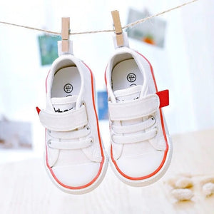 Canvas shoes