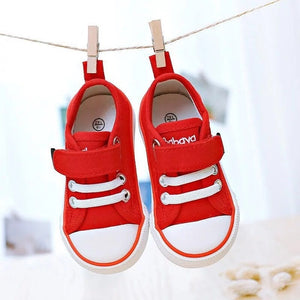 Canvas shoes